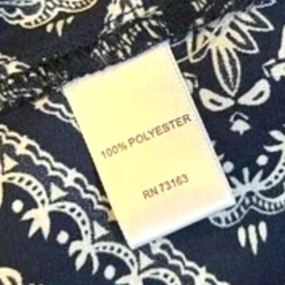 Cupio Navy Bandana Paisley Star Print Tie Neck Cap Sleeve Top Size Small - Picture 7 of 9